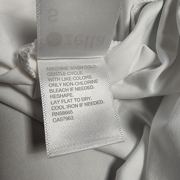 SMALL Zella White Tee Shirt - Picture 7 of 9